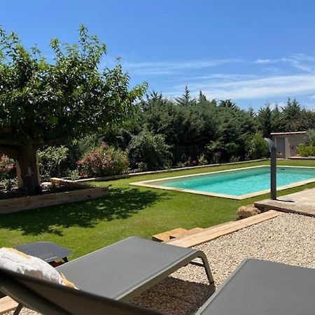 Une Nuit En Luberon Puyvert Exterior photo