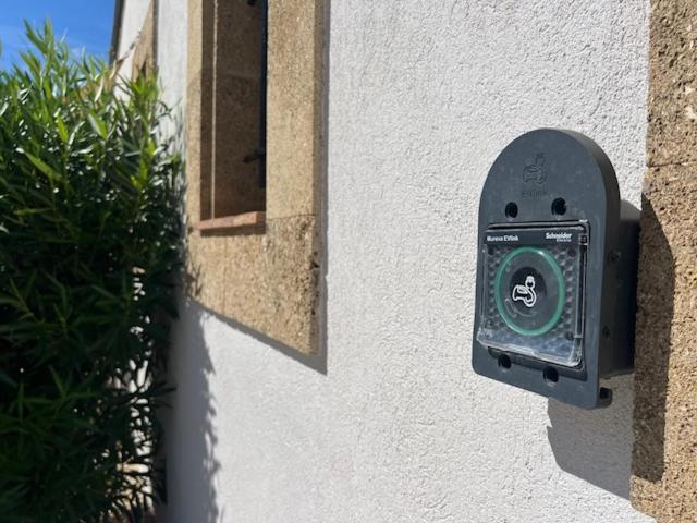Une Nuit En Luberon Puyvert Exterior photo