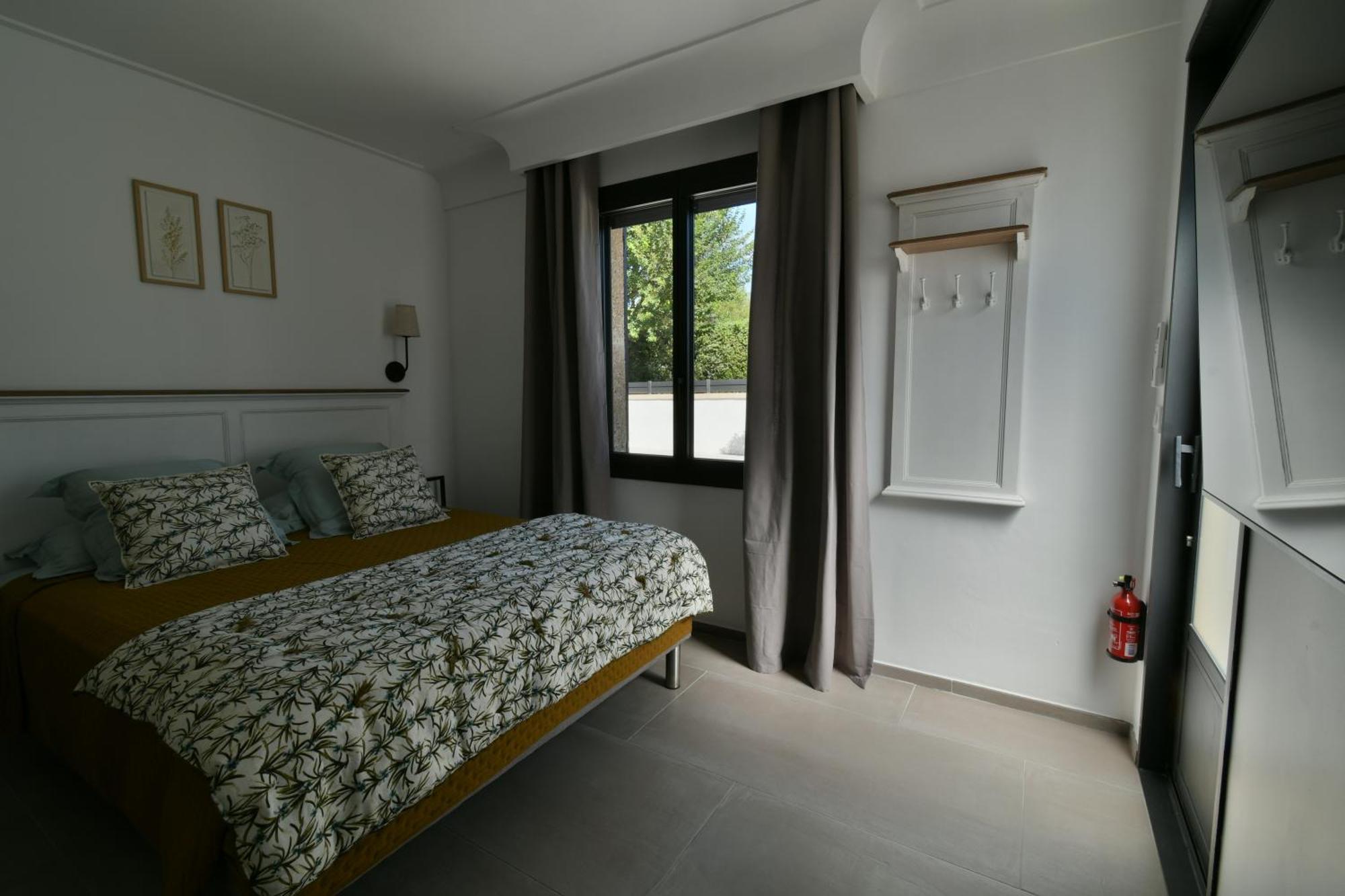 Une Nuit En Luberon Puyvert Exterior photo