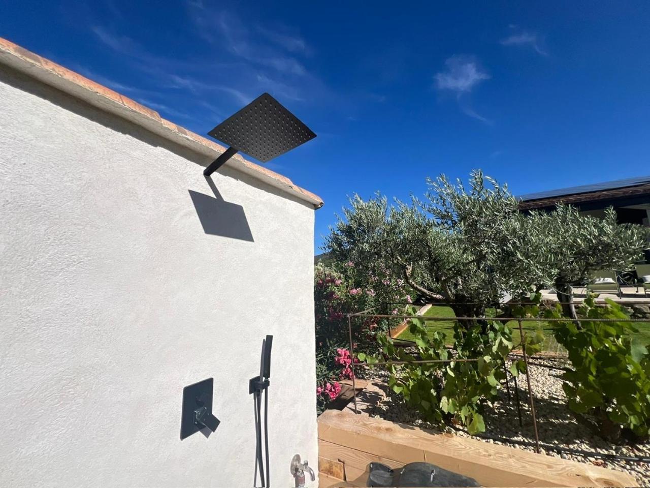 Une Nuit En Luberon Puyvert Exterior photo